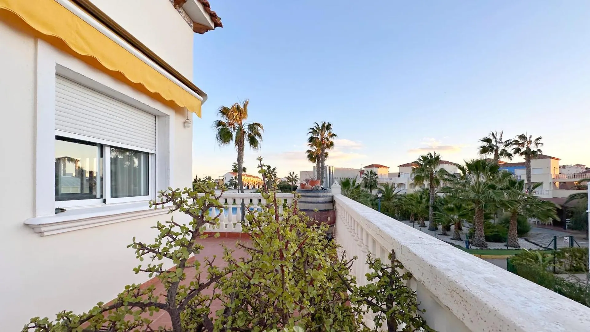 Caroline Del Mar - Nudist Naturist Vera Apartment