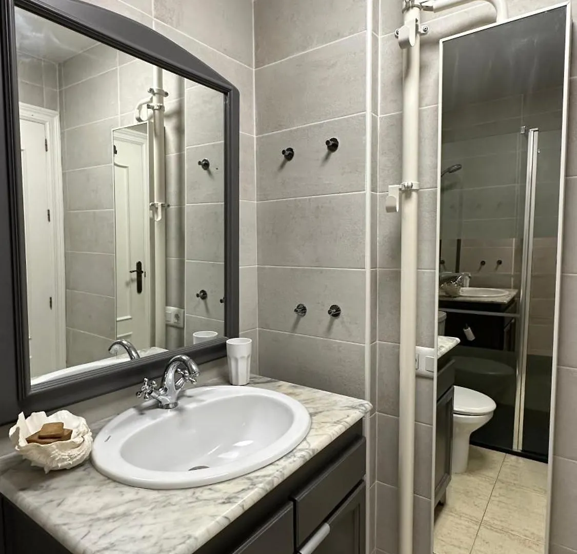 Caroline Del Mar - Nudist Naturist Vera Apartment
