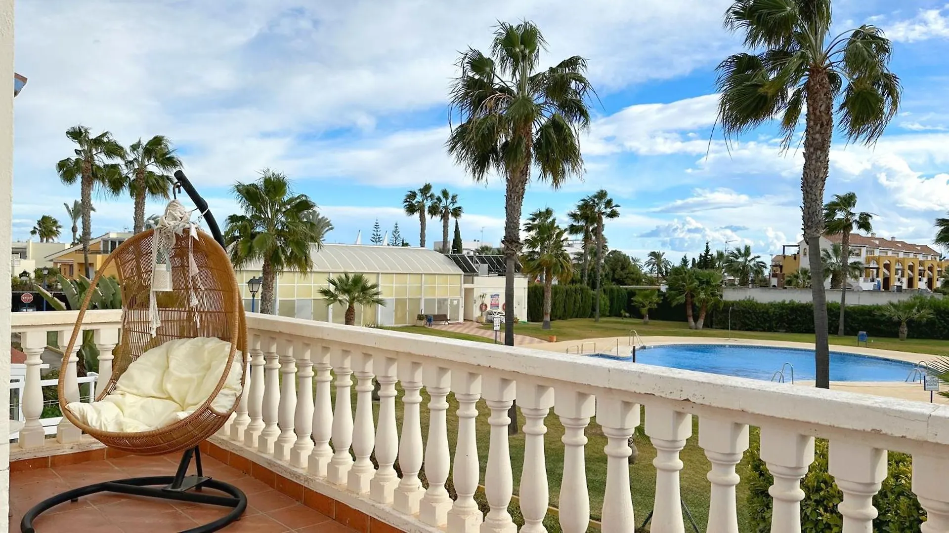 Caroline Del Mar - Nudist Naturist Vera Apartment